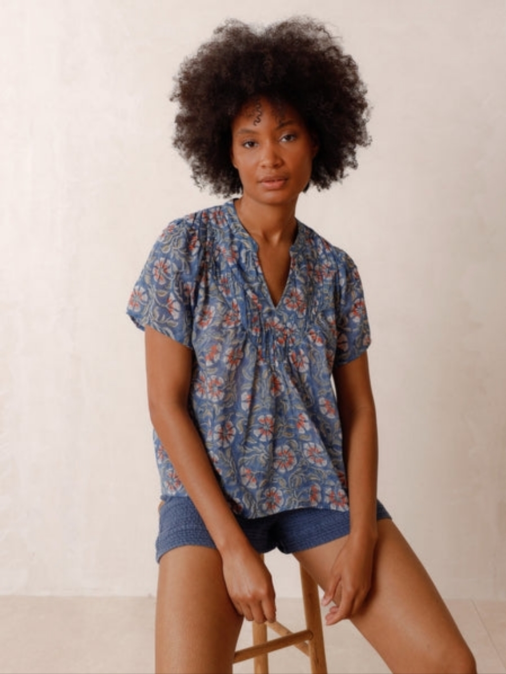 Indi & Cold Floral Short Sleeve V Neck Babydoll Blouse Size XS